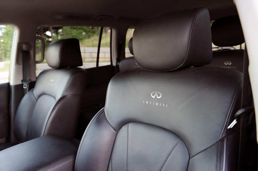  Infiniti QX56 2012 года  (фото 38 из 64)